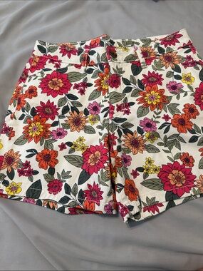 Never worn. Floral High-Rise Women's Shorts in White with Pink & Orange Blooms